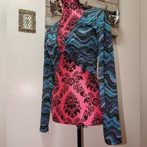 Rue21 Blue and Green Wave Crop Top